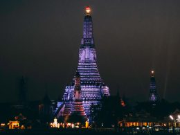 Fotospot Wat Arun in Bangkok bei Nacht
